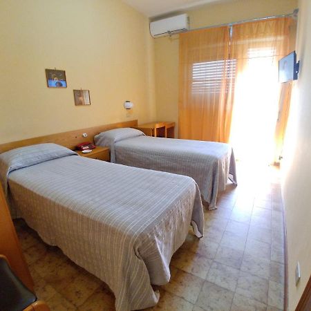 Hotel Il Dollaro Villa San Giovanni Εξωτερικό φωτογραφία